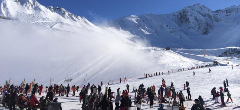 ᐃ CARAVANEIGE INTERNATIONAL LE REFUGE *** - camping hautes pyrenees ski