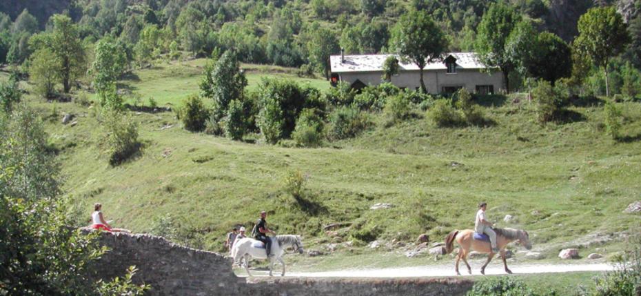 ᐃ CARAVANEIGE INTERNATIONAL LE REFUGE *** - randonnee a cheval camping occitanie